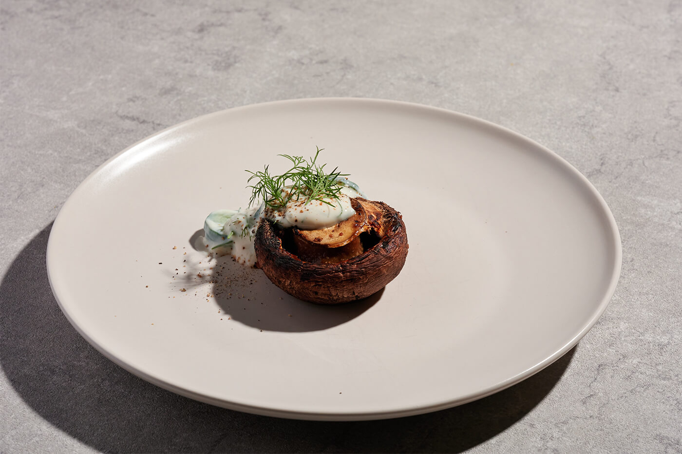 Miso-pickled large brown mushroom with yogurt sauce02