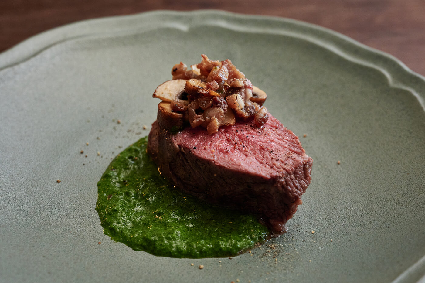 Grilled Lamb of Tasmania and Roasted Mushrooms with Fresh Green Chutney03